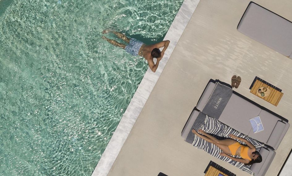 White Coast Pool Suites