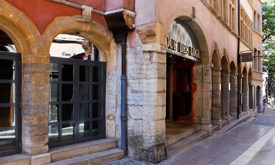 Cour des Loges