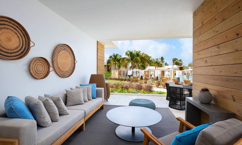 Alaia Belize, Autograph Collection