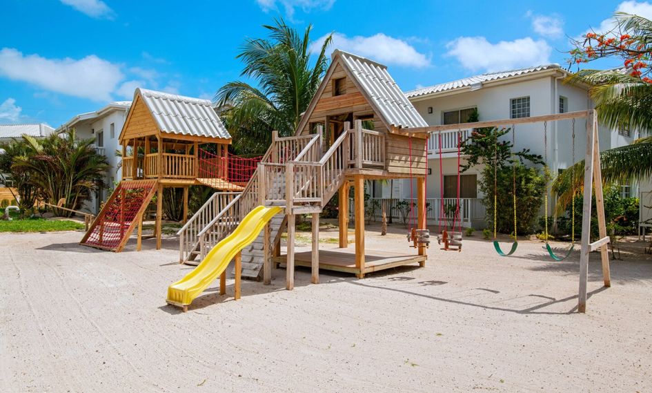 Alaia Belize, Autograph Collection