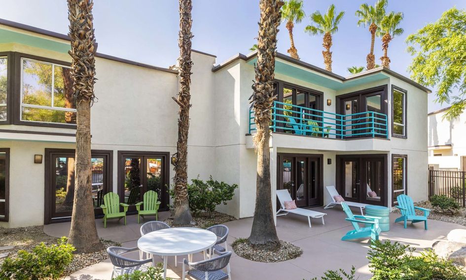 Margaritaville Resort Palm Springs