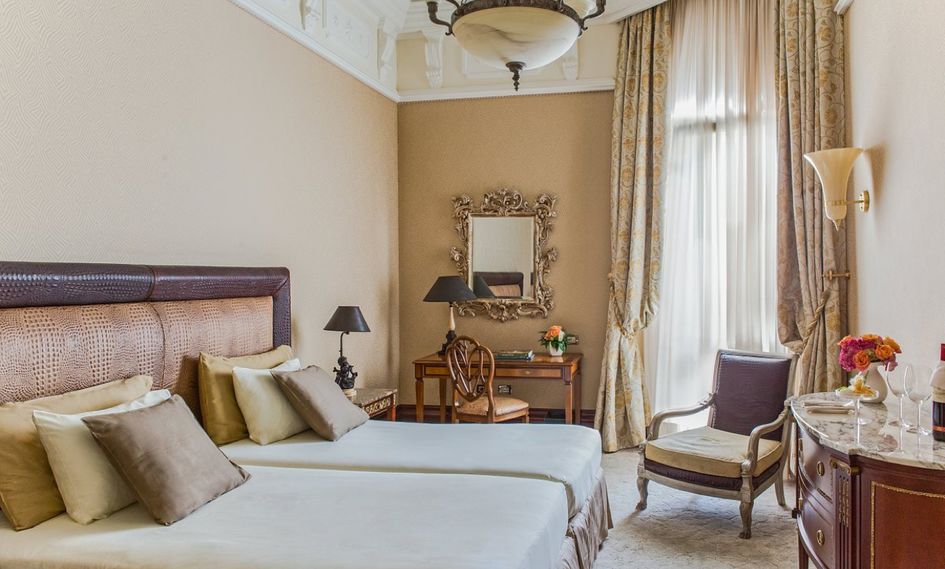 Anantara Palazzo Naiadi Rome Hotel