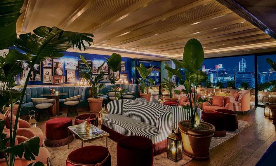 The Hollywood Grande, Autograph Collection