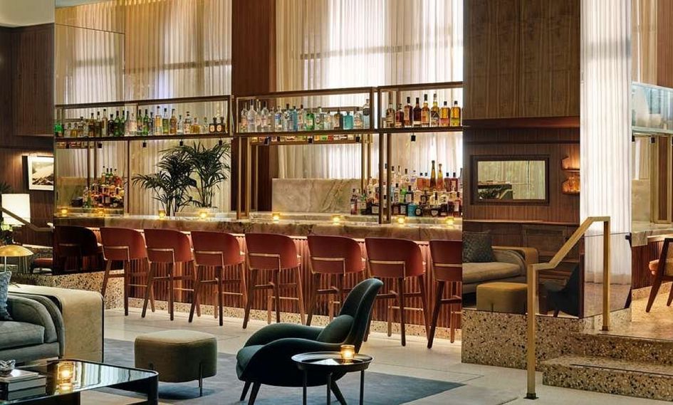 The Hollywood Grande, Autograph Collection