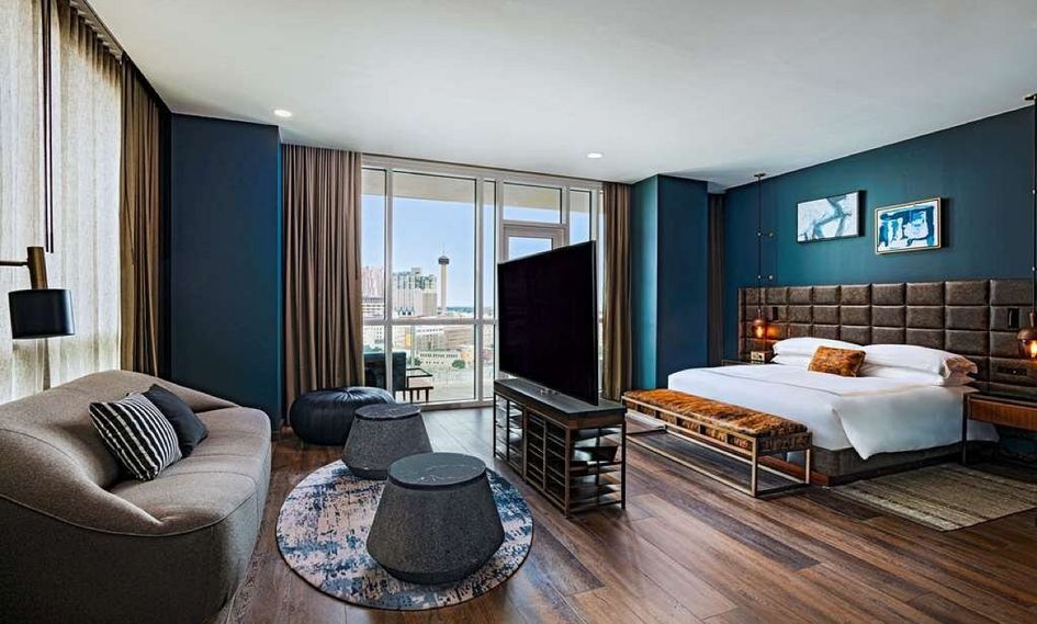 Thompson San Antonio Riverwalk