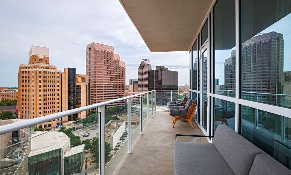 Thompson San Antonio Riverwalk