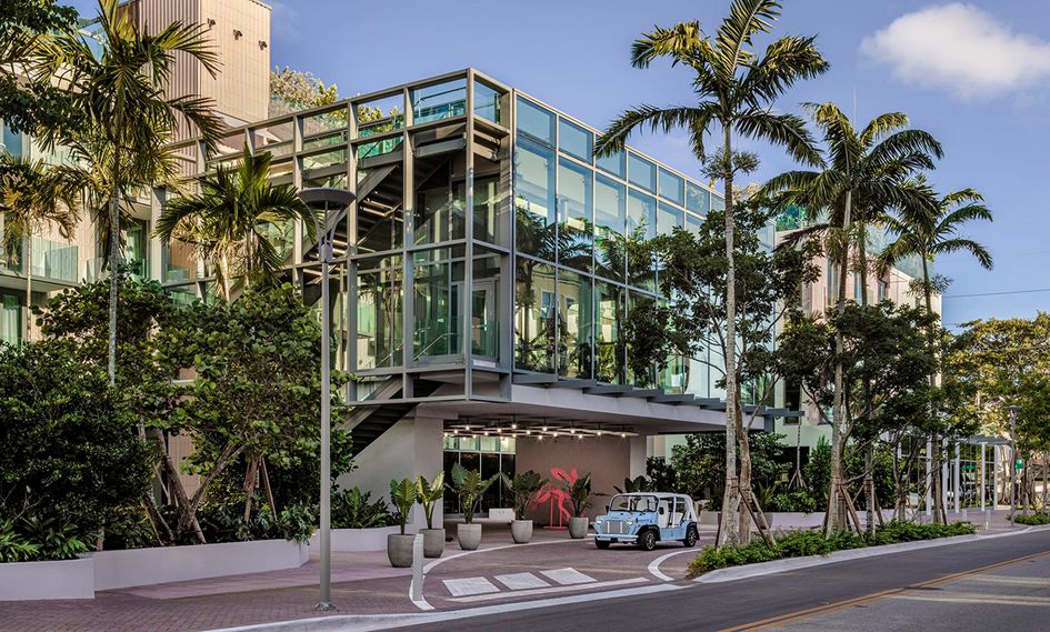 The Ray Hotel Delray Beach, Curio Collection by Hilton