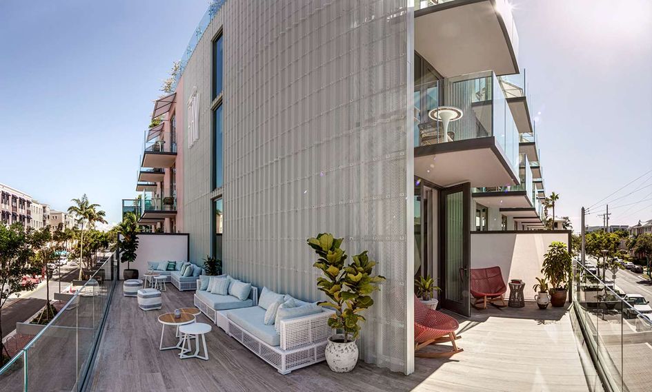 The Ray Hotel Delray Beach, Curio Collection by Hilton