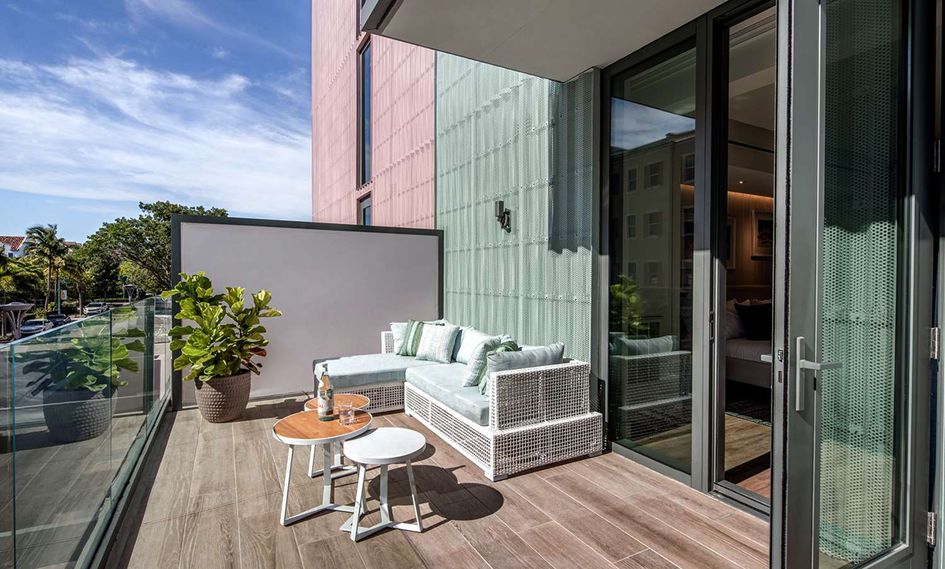 The Ray Hotel Delray Beach, Curio Collection by Hilton