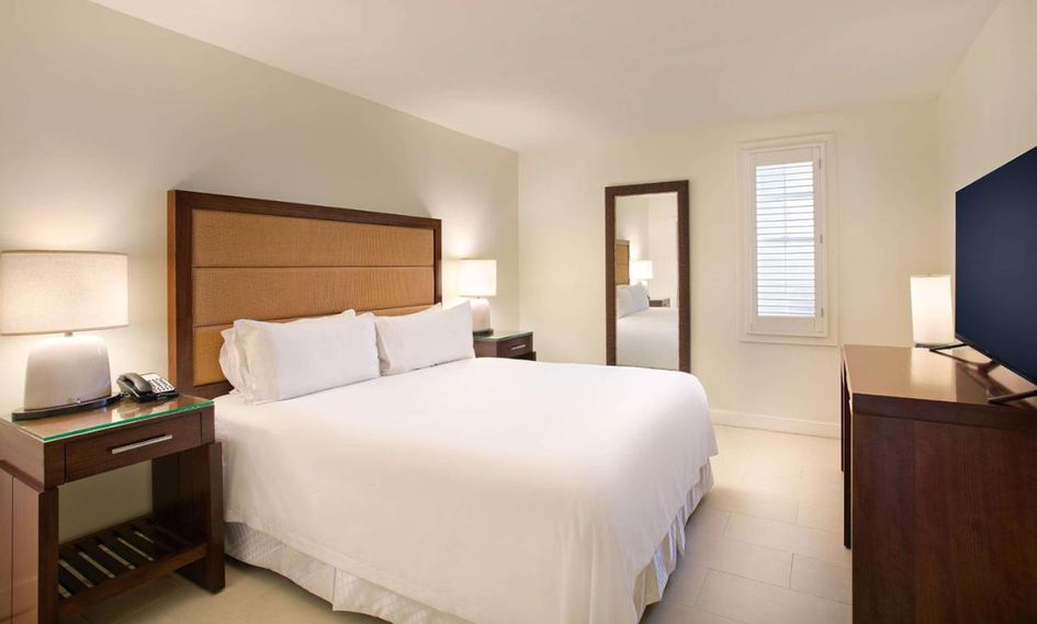 Casa Marina Key West, Curio Collection by Hilton