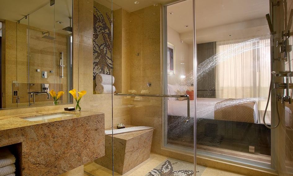 EB Hotel Miami Airport