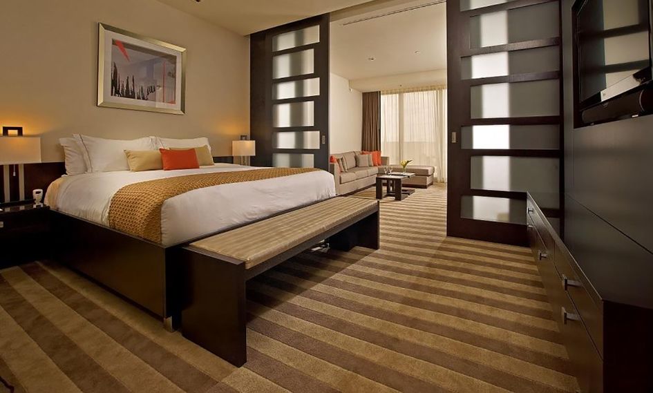 EB Hotel Miami Airport