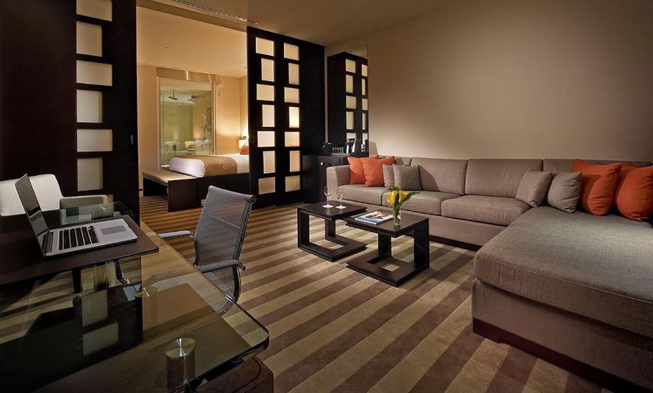 EB Hotel Miami Airport