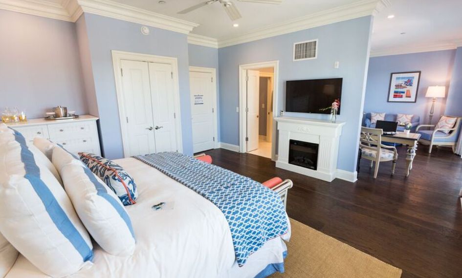 The Beach Club at Charleston Harbor Resort & Marina