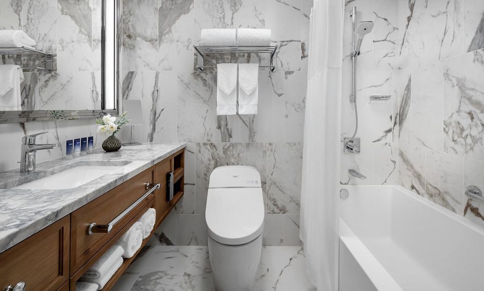 Halepuna Waikiki by Halekulani