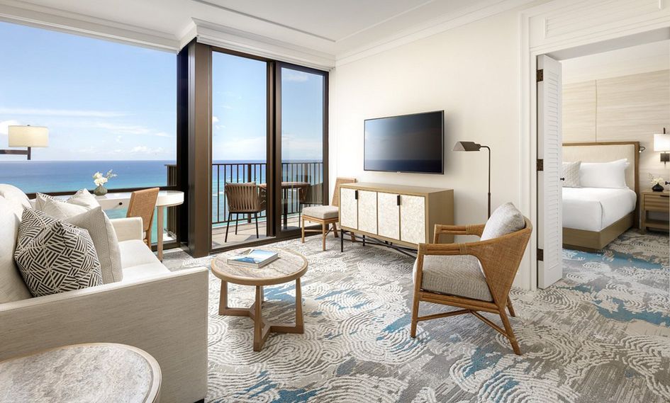 Halepuna Waikiki by Halekulani