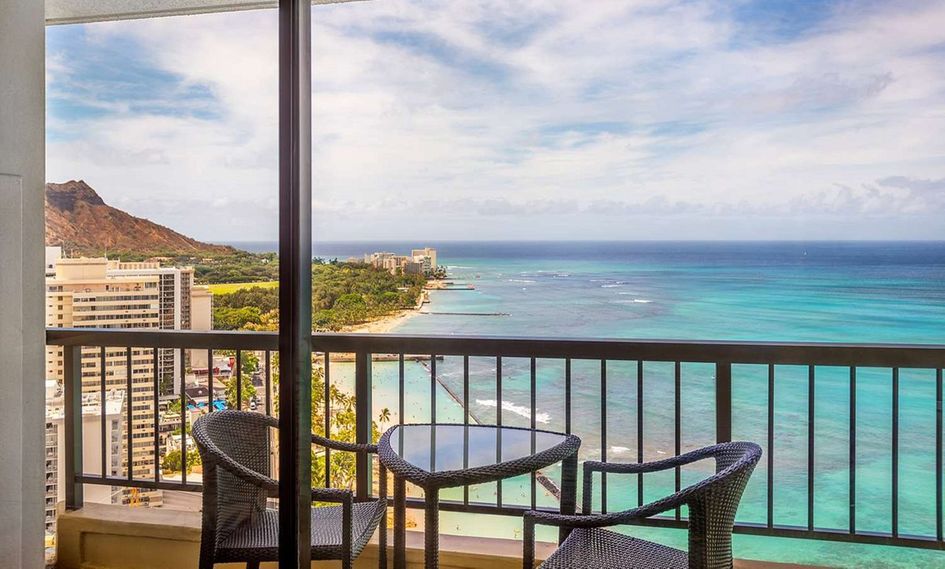 Hyatt Regency Waikiki Beach Resort & Spa