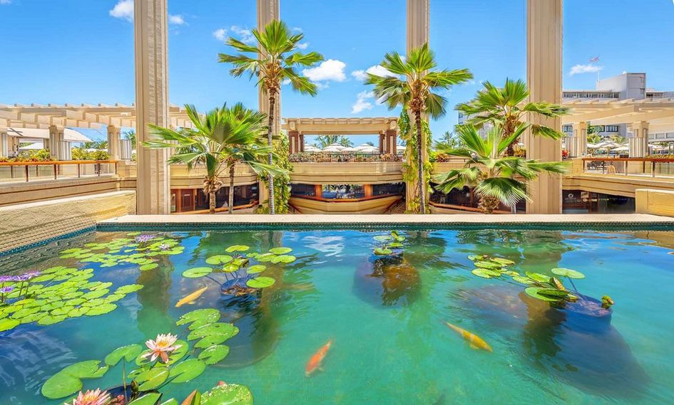 Hyatt Regency Waikiki Beach Resort & Spa