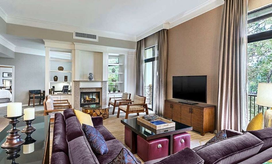 The Woodlands Resort, Curio Collection by Hilton