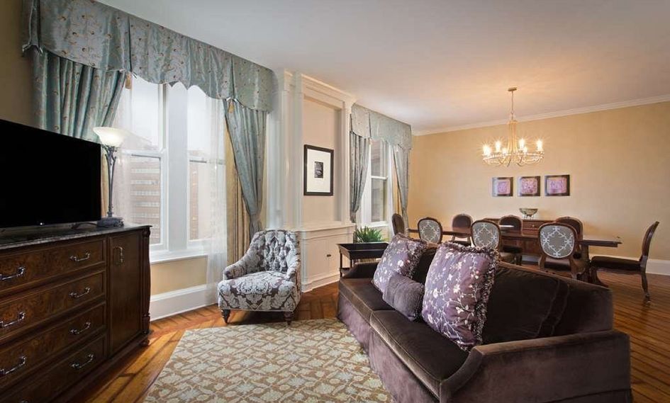 The Roosevelt New Orleans, A Waldorf Astoria Hotel