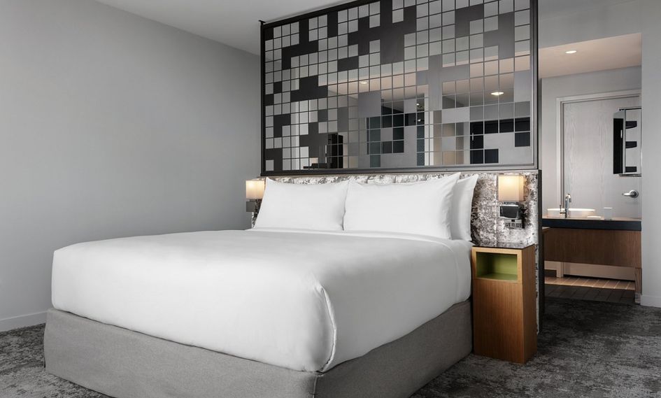 Loews Chicago O'Hare