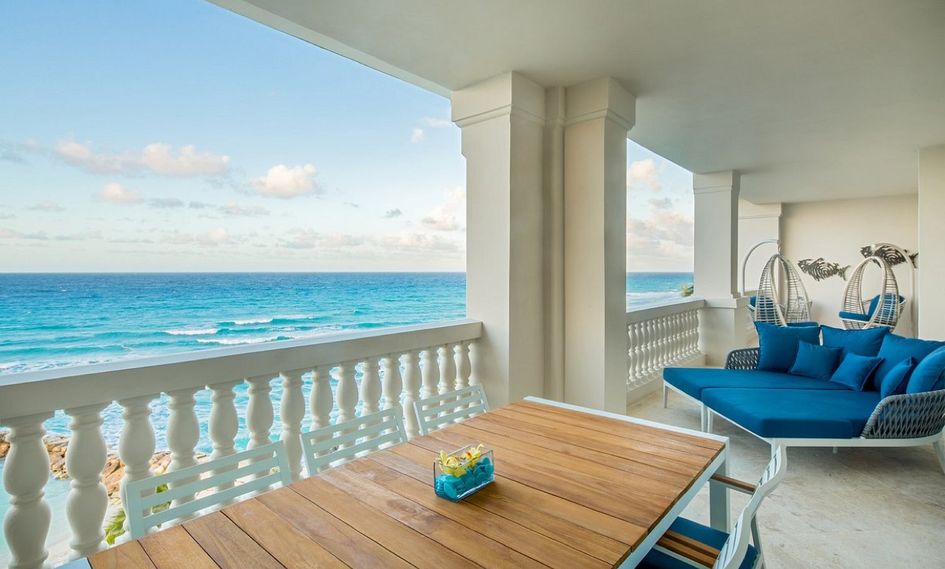 Hyatt Ziva Rose Hall