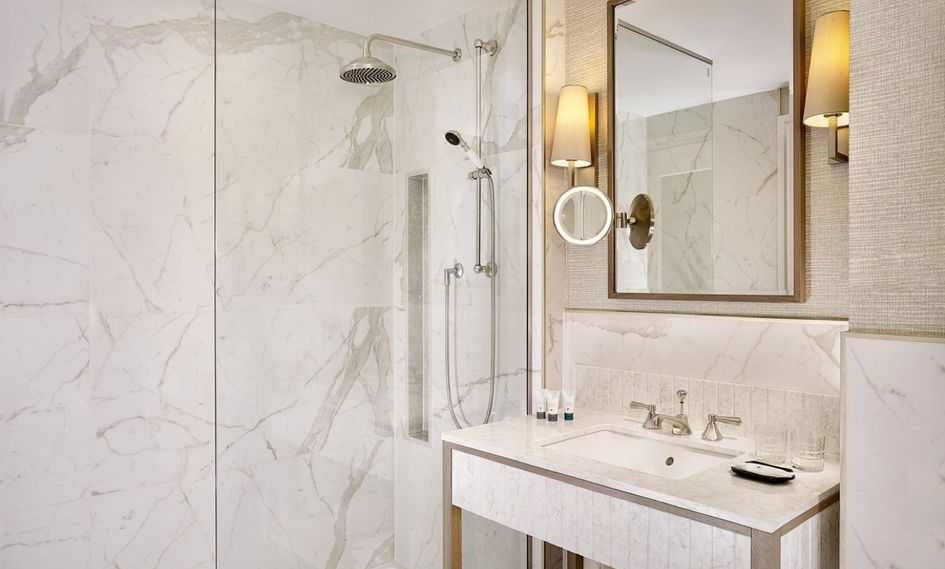 The College Green Hotel Dublin, Autograph Collection