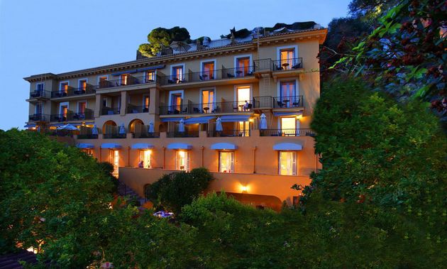 Superior room, 1 Double or Full or 2 Twin beds, at Hotel La Perouse