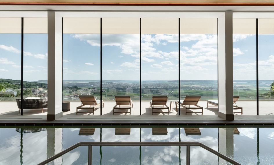 Royal Champagne Hotel & Spa