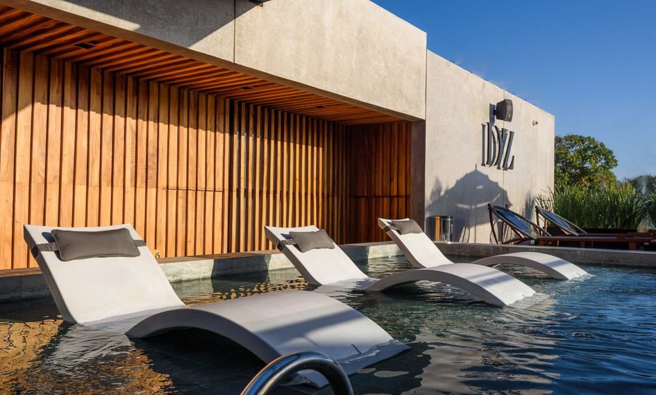 Diez Diez Collection