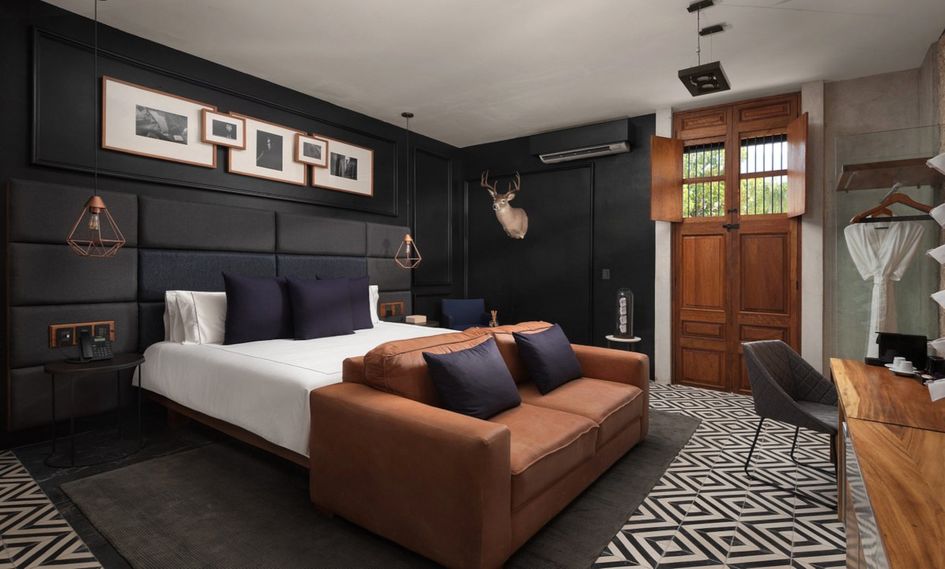 Diez Diez Collection