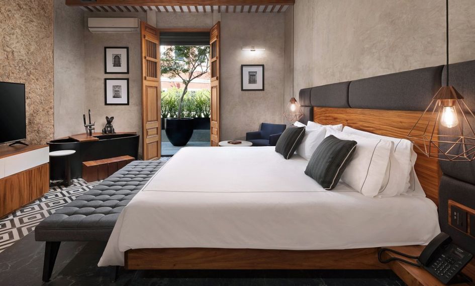 Diez Diez Collection