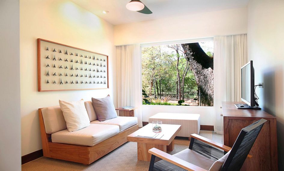 El Mangroove, Autograph Collection