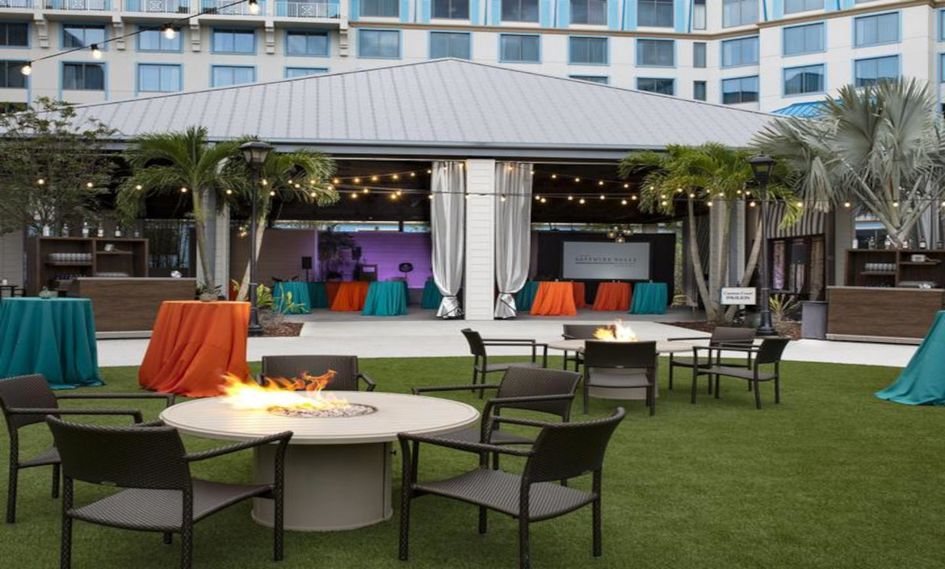 Loews Sapphire Falls Resort at Universal Orlando