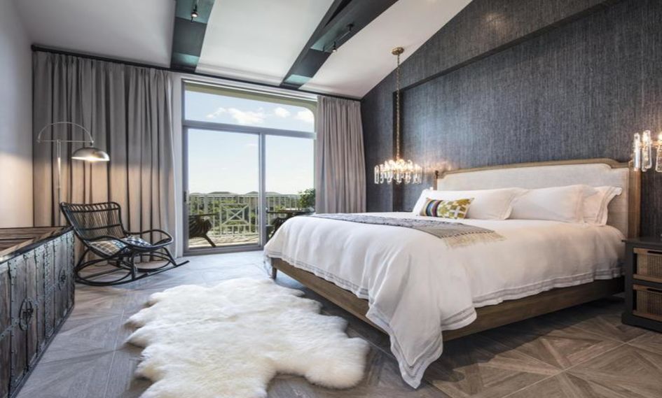 Loews Sapphire Falls Resort at Universal Orlando