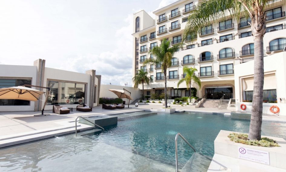 HS HOTSSON Hotel Leon