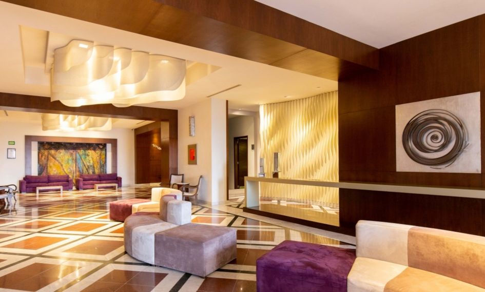 HS HOTSSON Hotel Leon