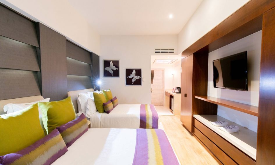 HS HOTSSON Hotel Leon