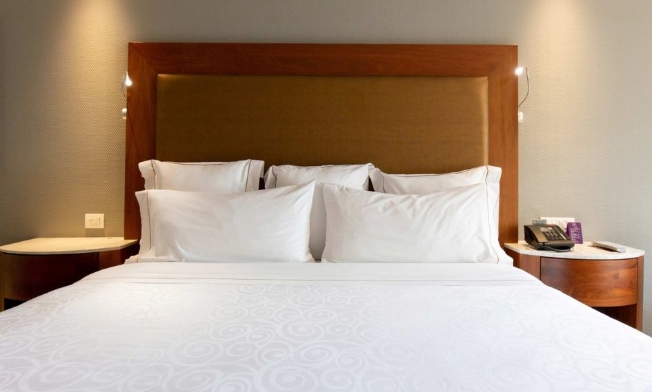 HS HOTSSON Hotel Leon