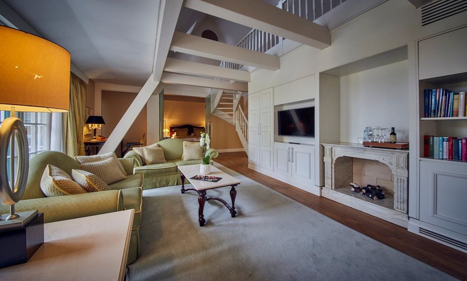 Falkensteiner Schlosshotel Velden