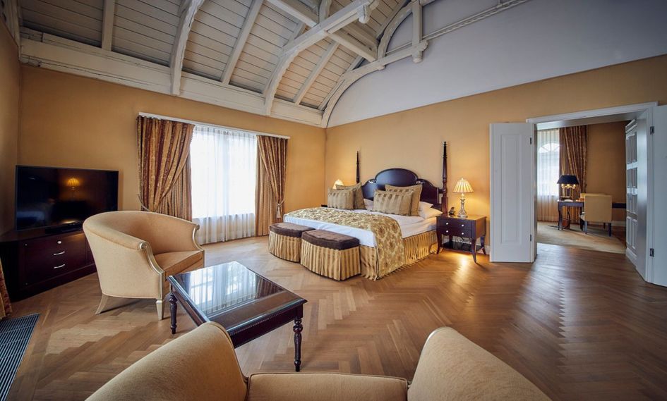 Falkensteiner Schlosshotel Velden