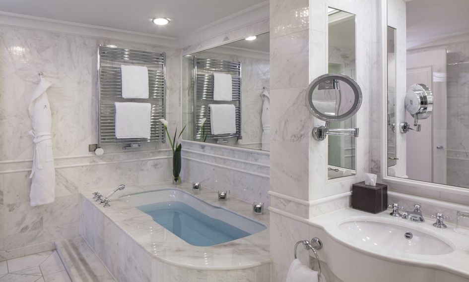 Falkensteiner Schlosshotel Velden