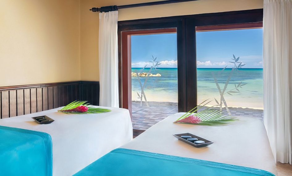 Jewel Paradise Cove Beach Resort & Spa