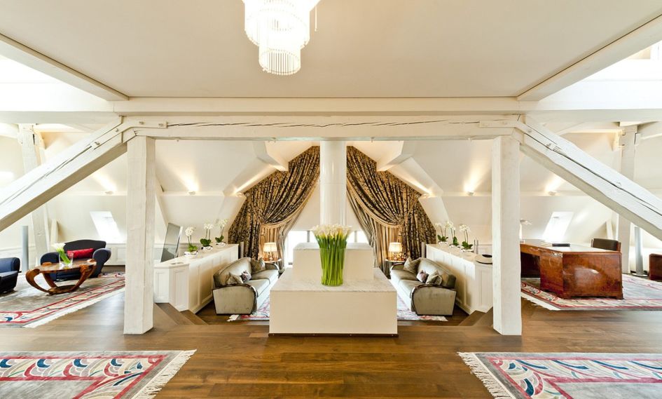 The Grand Hotel Les Trois Rois