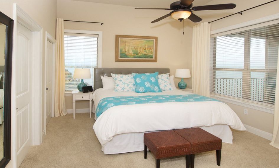 Horseshoe Bay Resort