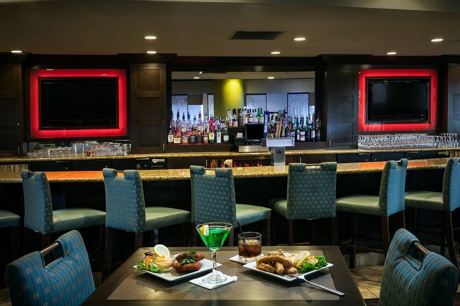 Crowne Plaza Anchorage-Midtown, an IHG Hotel