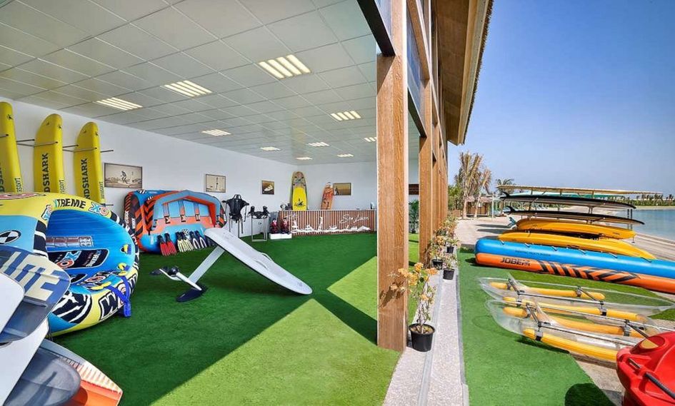 Anantara World Islands Dubai Resort