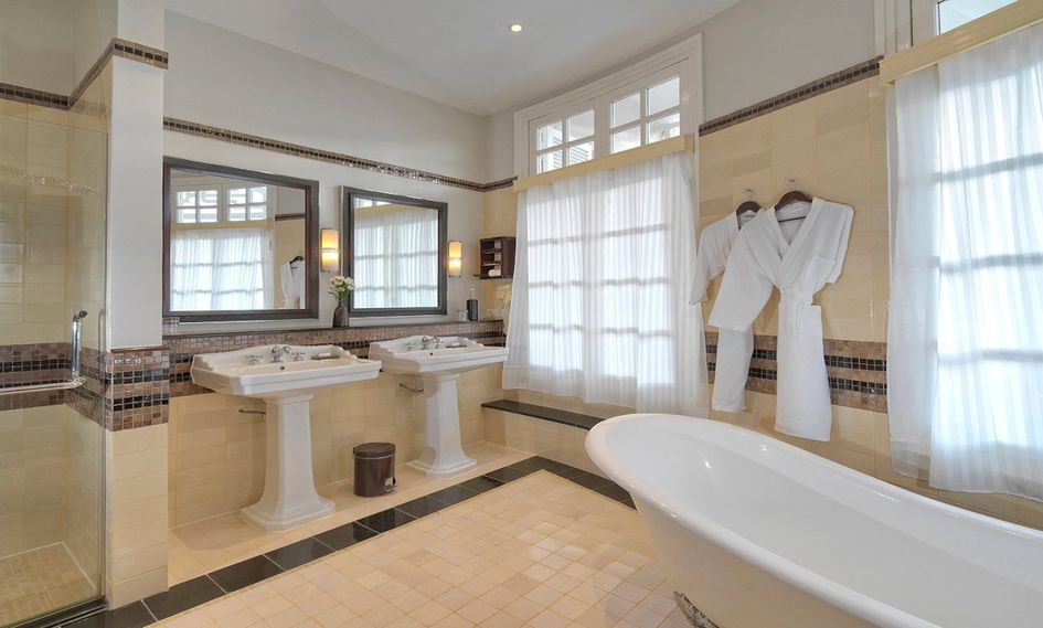 Azerai La Residence, Hue