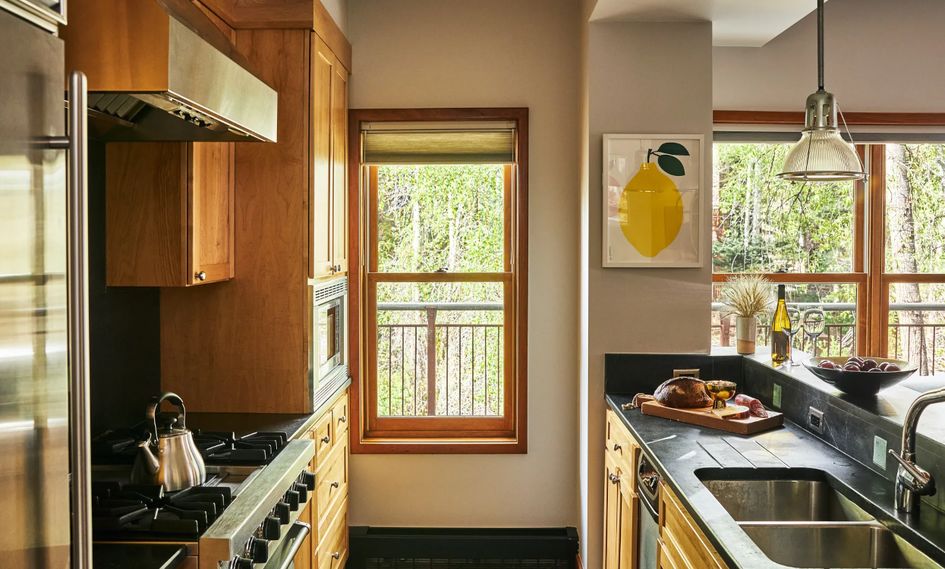 Element 52, Auberge Resorts Collection