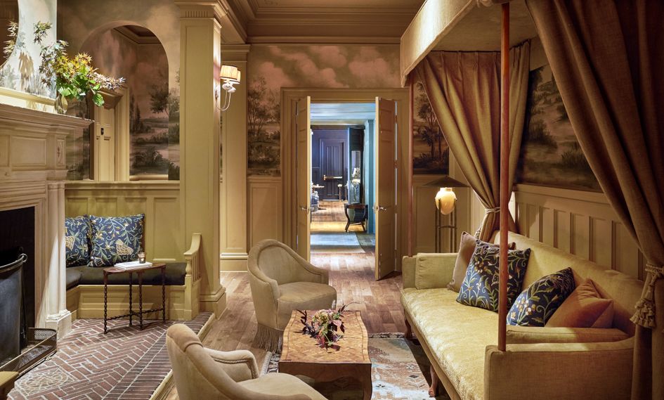 The Vanderbilt, Auberge Resorts Collection 